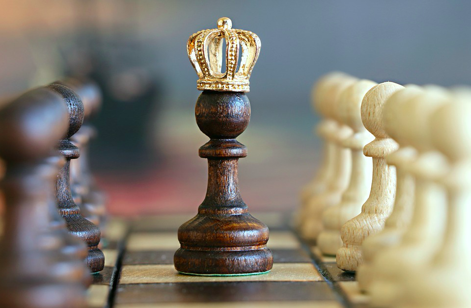 Believe in your book, never give up. Photo of a king in between two rows of pawns. Via Jennifer Margulis, Ph.D.