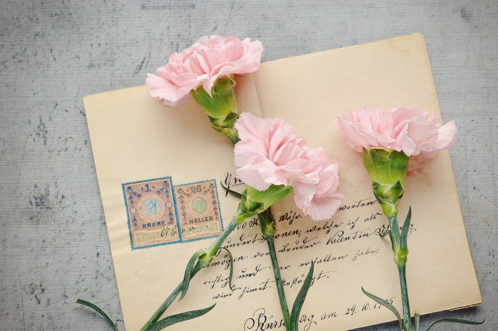 People appreciate it when you take the time to write them a letter. Writing to an author whose book you loved is an act of kindness. | Jennifer Margulis