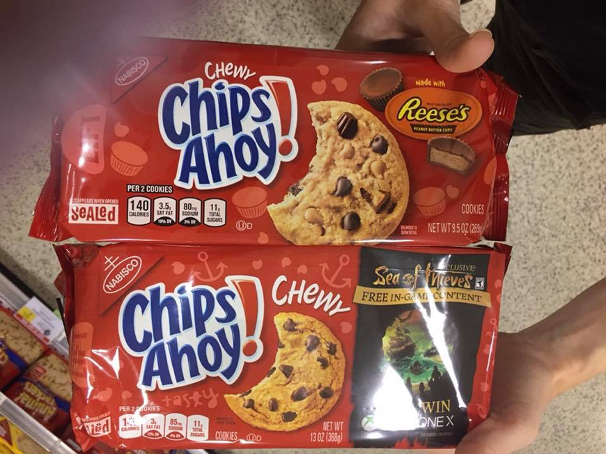 Chips Ahoy cookies that contain peanuts are not very different from cookies that do not contain peanuts. This is very dangerous for anyone with a peanut allergy. A 15-year-old girl DIED after eating a cookie she did not know contained peanuts.