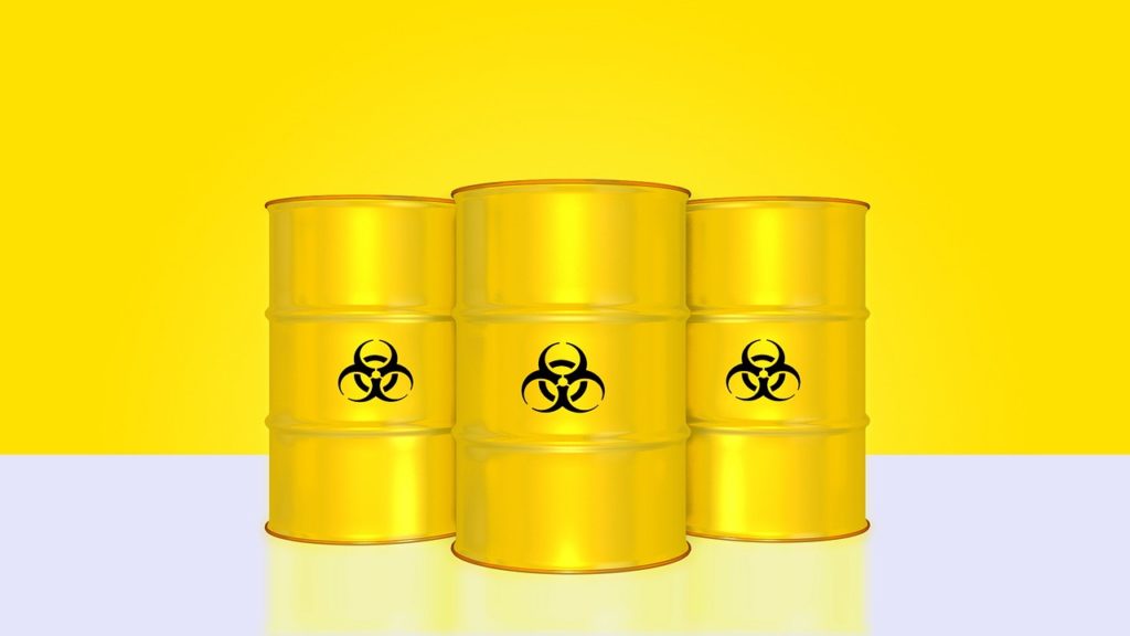 Aluminum is a highly problematic toxic vaccine ingredient. But most doctors aren't even aware that it's in vaccines. Via Jennifer Margulis, Ph.D. Photo of 3 yellow hazardous waste barrels courtesy of Pixabay. 